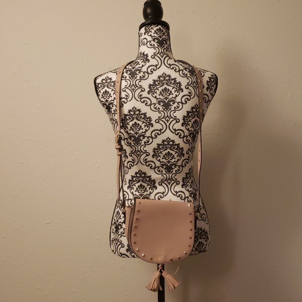 #1 Victoria's Secret Pink Boho Crossbolisting.